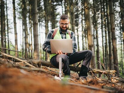 En WorkInLan se presentan las conclusiones del 'Libro Blanco del Empleo en Euskadi'. Un adelanto: las profesiones relacionadas con la integración, la tecnología y el cambio climático son las que tendrán más salidas.