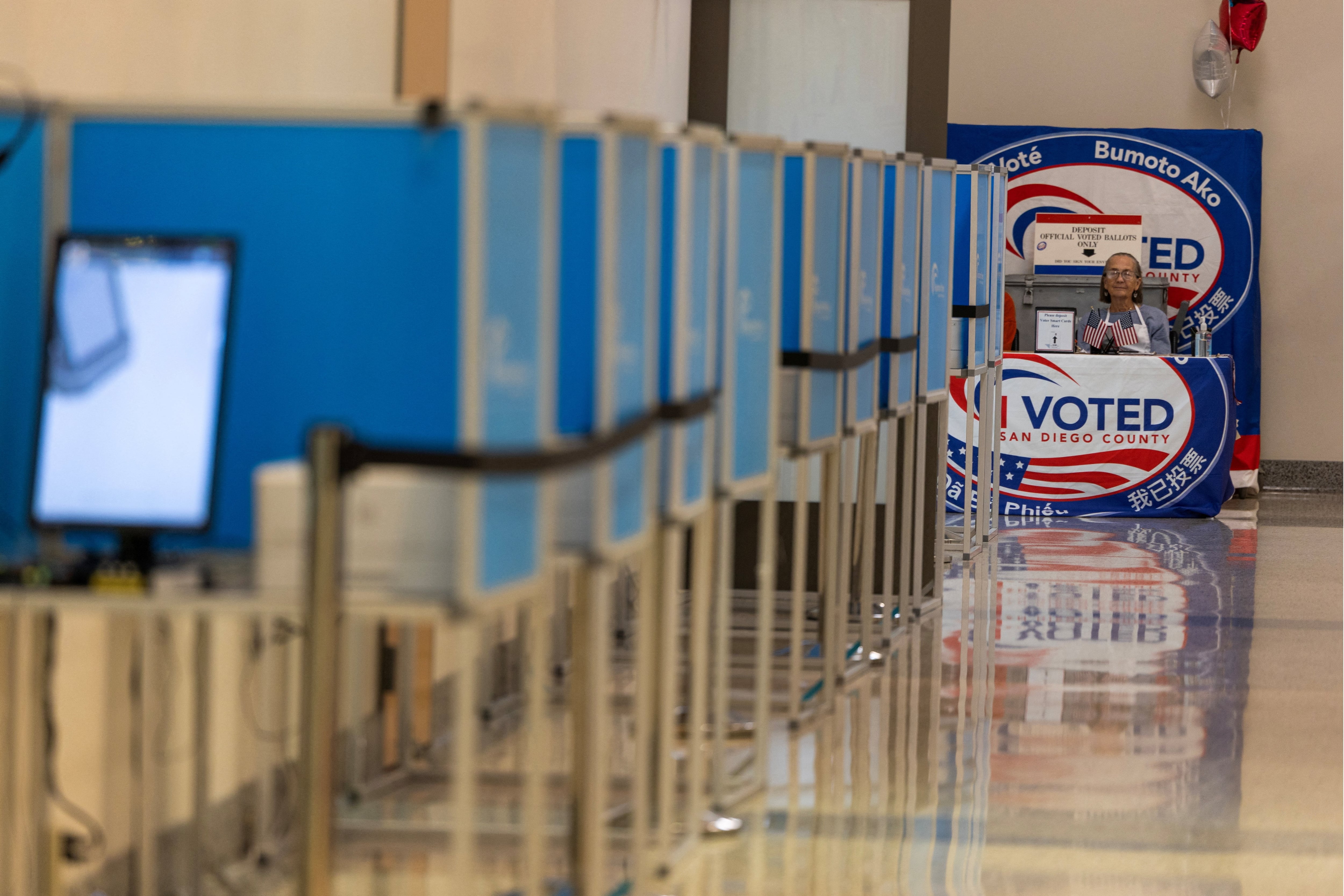 Cómo y dónde votar en California para las ‘midterms’ de 2026
