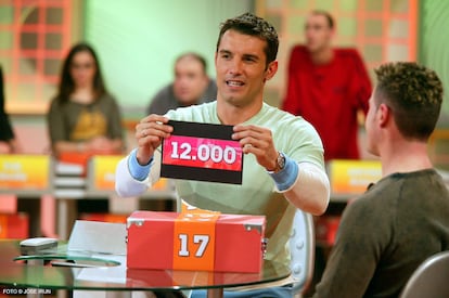 Imagen del concurso de Telecinco 'Allá tú, presentado por Jesús Vázquez, en 2004.