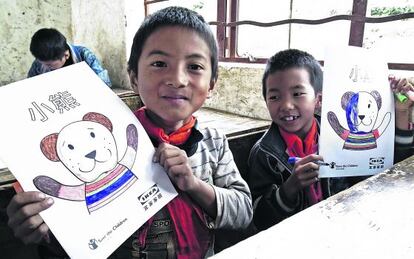 La campanya Peluixos per a l'Educació ha finançat 99 projectes en 46 països.