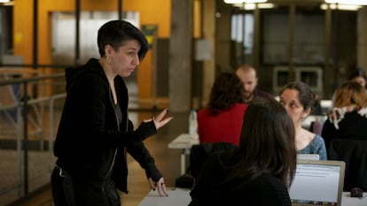 Patricia Horrillo, fundadora de Wikiesfera, en el centro Medialab Prado, en Madrid.