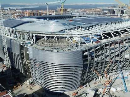 Imágenes del estado de las obras de remodelación del nuevo Santiago Bernabéu, febrero de 2023.