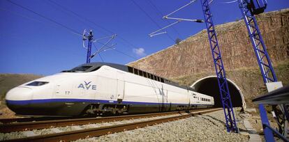 El Tren de Alta Velocidad AVE Madrid-Sevilla