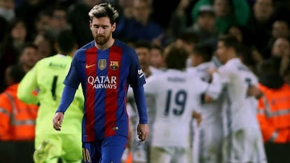 Messi, cariacontecido tras el empate