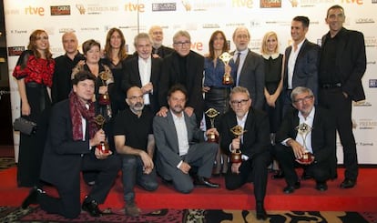 El equipo de la serie &#039;Isabel&#039;, ganadora de ocho premios Iris.