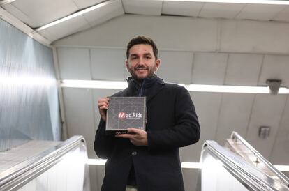 Darío Palmieri, creador de 'Madride', un juego de mesa con la temática del transporte madrileño