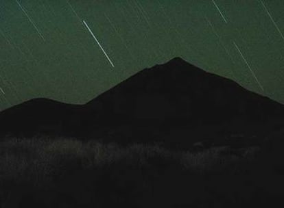 Lluvia de estrellas en el Teide.