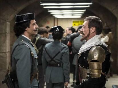 El Ministerio del Tiempo celebra una boda