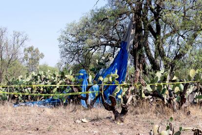 El sitio donde aterrizó el globo tras el accidente, el 1 de abril en Teotihuacán (Estado de México)