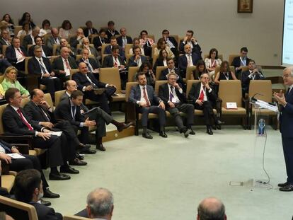 Sebastián Albella, durante su conferencia en el Foro del Consejero.
