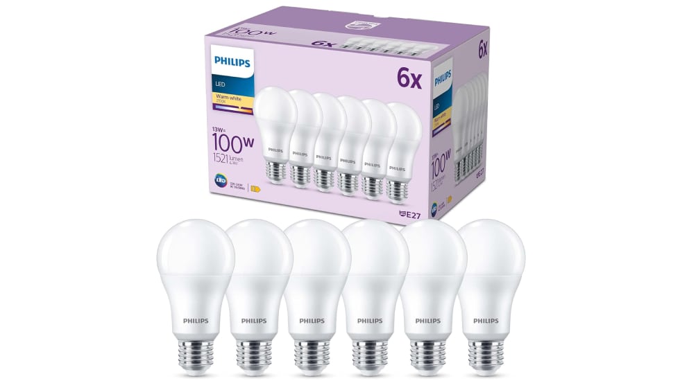 Juego de seis bombillas led con luz blanca cálida.