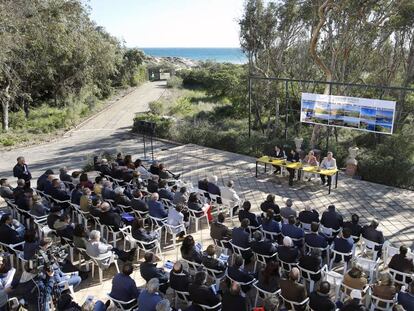 Presentaci&oacute;n del plan de infraestructura verde del litoral en El Saler (Valencia).