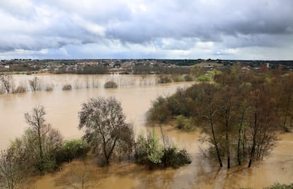 Crecida del río Alberche tras las fuertes lluvias registradas en el pasado mes de marzo.