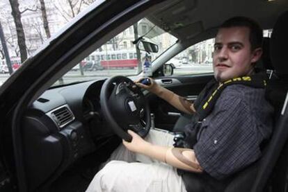 Christian Kandlbauer, el conductor con brazos biónicos muerto en accidente de carretera, en una imagen de 2009