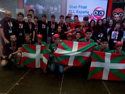 Alumnos del colegio El Regato, premiados en la final Lego de Tenerife.