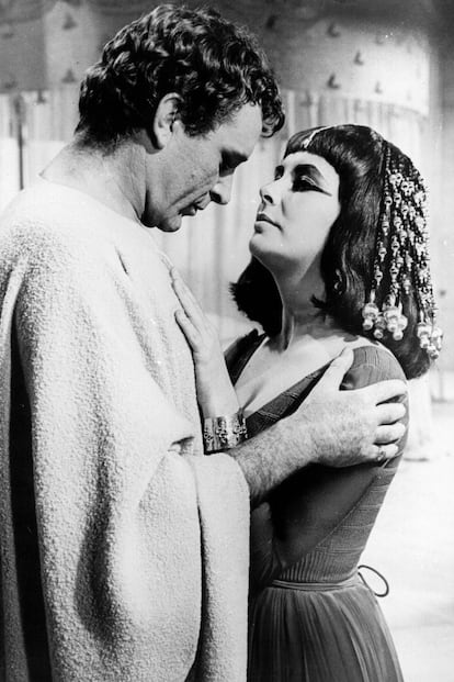 Se conocieron en 1964 en el rodaje de Cleopatra y a partir de entonces compartieron dos bodas y otros dos divorcios.
