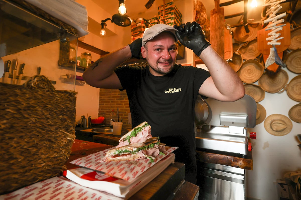 Can Gourmet: los enormes bocadillos de una minúscula bocatería ibicenca