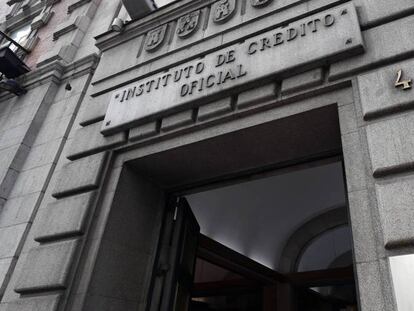 Fachada del edificio del ICO en Madrid.