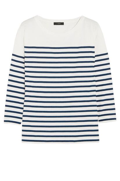 Camiseta blanca con rayas marineras de J. Crew. Un básico perfecto para comprar en rebajas (antes costaba 60 euros en Net-a-porter y ahora vale 42).