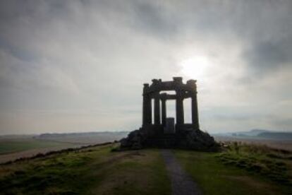 Monumento a los caídos en las dos guerras mundiales cerca de Stonehaven, en Escocia.