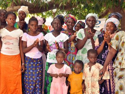 Niñas de una comunidad declarada libre de mutilación genital femenina en Malí.
