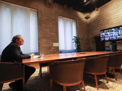 El presidente de la Generalitat, Quim Torra, sigue por videoconferencia el consejo ejecutivo del pasado domingo.