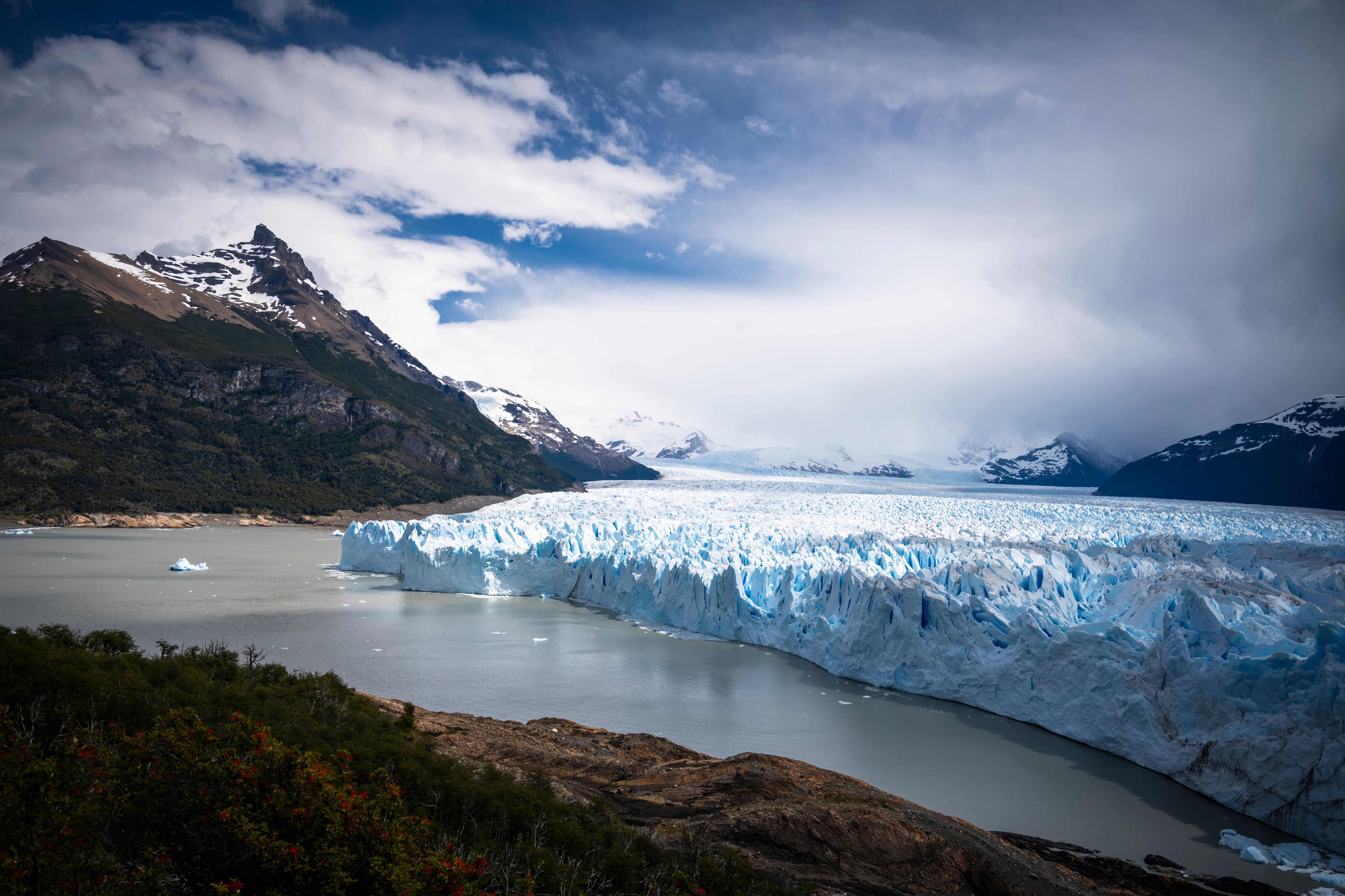 Milei logra que el Congreso reforme la Ley de Glaciares para aumentar la actividad minera en los Andes