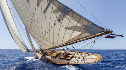 El 'Marigan' navegando este verano en las islas Baleares.
