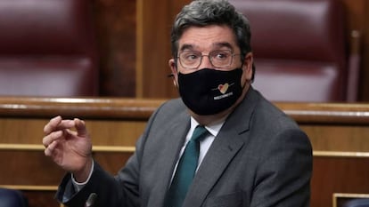 El ministro de Inclusión y Seguridad Social, José Luis Escrivá durante un pleno del Congreso.