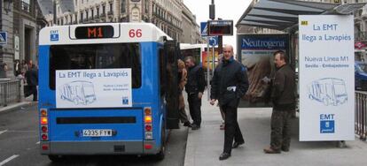 Usuarios del transporte p&uacute;blico en Madrid.