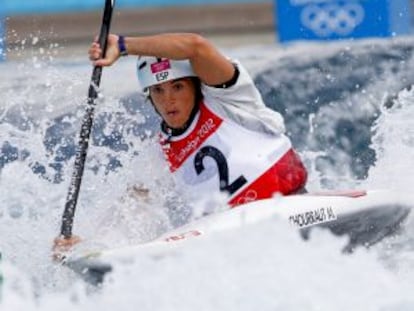 Maialen Chourraut, durante su descenso en aguas bravas