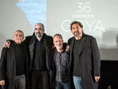 Desde la izquierda, Eduard Fernández, Luis Tosar, Javier Gutiérrez y Javier Bardem, este jueves antes del coloquio en la Academia de Cine en Madrid.