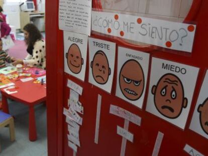 Alumnos en una clase de un colegio de Tres Cantos.