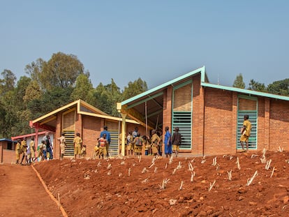 Escuela pública de Mwito (Ruanda), proyectada por la arquitecta Nerea Amorós, del estudio Creative Assemblages.