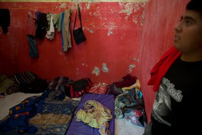 El dormitorio de estudiantes de primer año en la escuela Normal de Ayotzinapa, en 2014.
