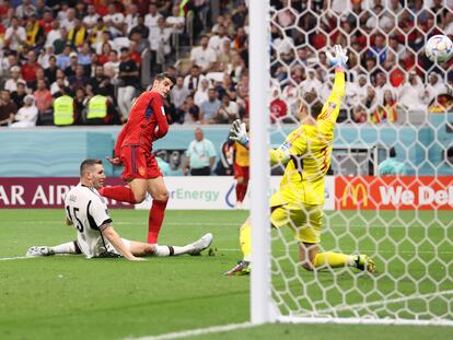 Morata marca el primer gol del partido entre España y Alemania.