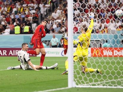 Morata marca el primer gol del partido entre España y Alemania.