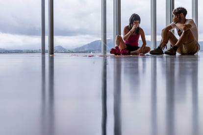 Actividades creativos en el Centro Botín, en la ciudad de Santander.