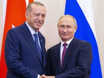 Putin y Erdogan pactan crear una zona desmilitarizada patrullada por fuerzas de ambos países