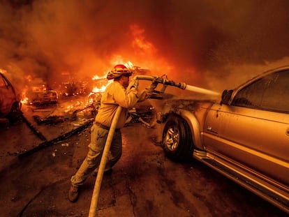 Los incendios azotan el sur de California, en imágenes