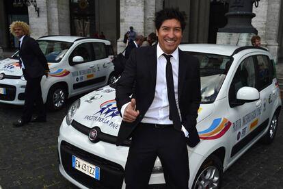 Zamorano, en el acto promocional de un Partido por la Paz en Roma.