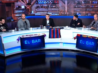 ‘El Bar’ programa deportivo en streaming sobre la actualidad y rivalidad futbolística entre el FC Barcelona y el Real Madrid presentado por Sique Rodríguez.