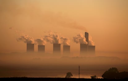 Una central eléctrica de carbón en Sasolburg, Sudáfrica.