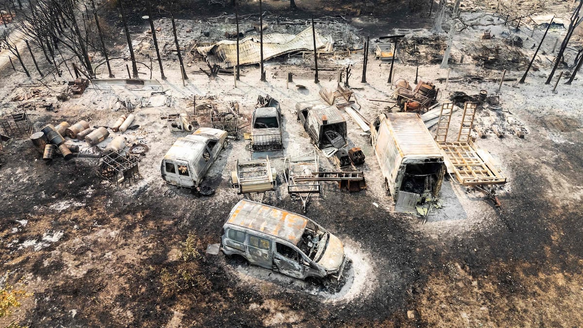 La periferia de Burdeos, en vilo por los incendios: “Sabemos que en cualquier momento tendremos que irnos”