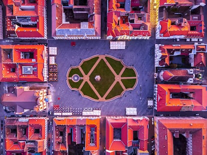 Union Square aerial view with the surrounding baroque style buildings