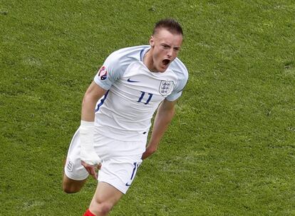 Jamie Vardy, la estrella del Leicester, quiere repetir hazaña con Inglaterra en esta Eurocopa. Empezó como suplente y terminó convenciendo a Hodgson. En octavos se enfrentará a la cenicienta Islandia.