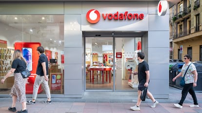 Una tienda Vodafone en Madrid.