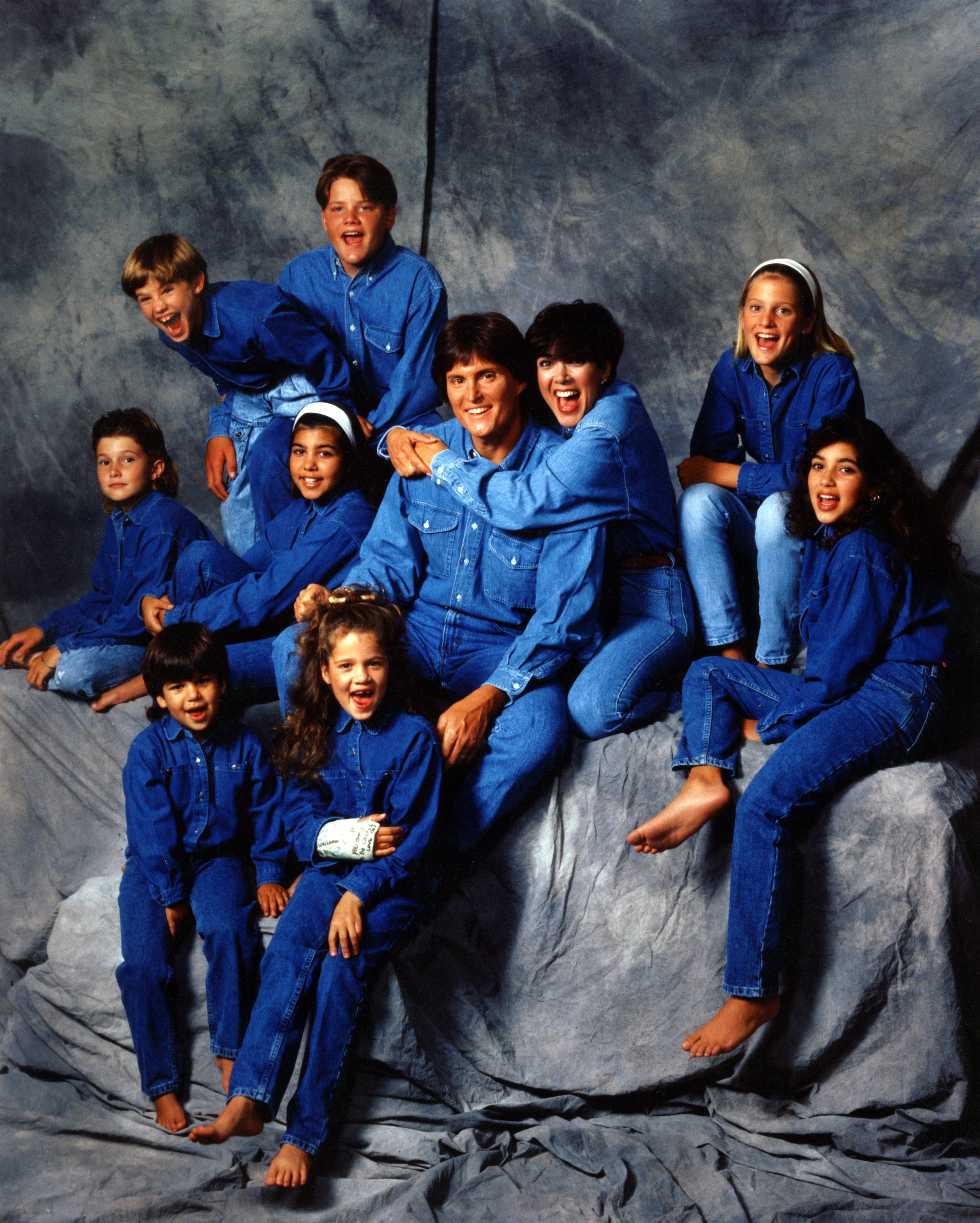 Los 70 años de Kris Jenner, la ‘momager’ que convirtió a las Kardashian en un imperio multimillonario 2 Foto de la familia Kardashian-Jenner de 1991.