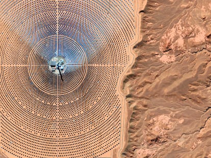 Vista aérea de la central solar de Noor en Ouarzazate.