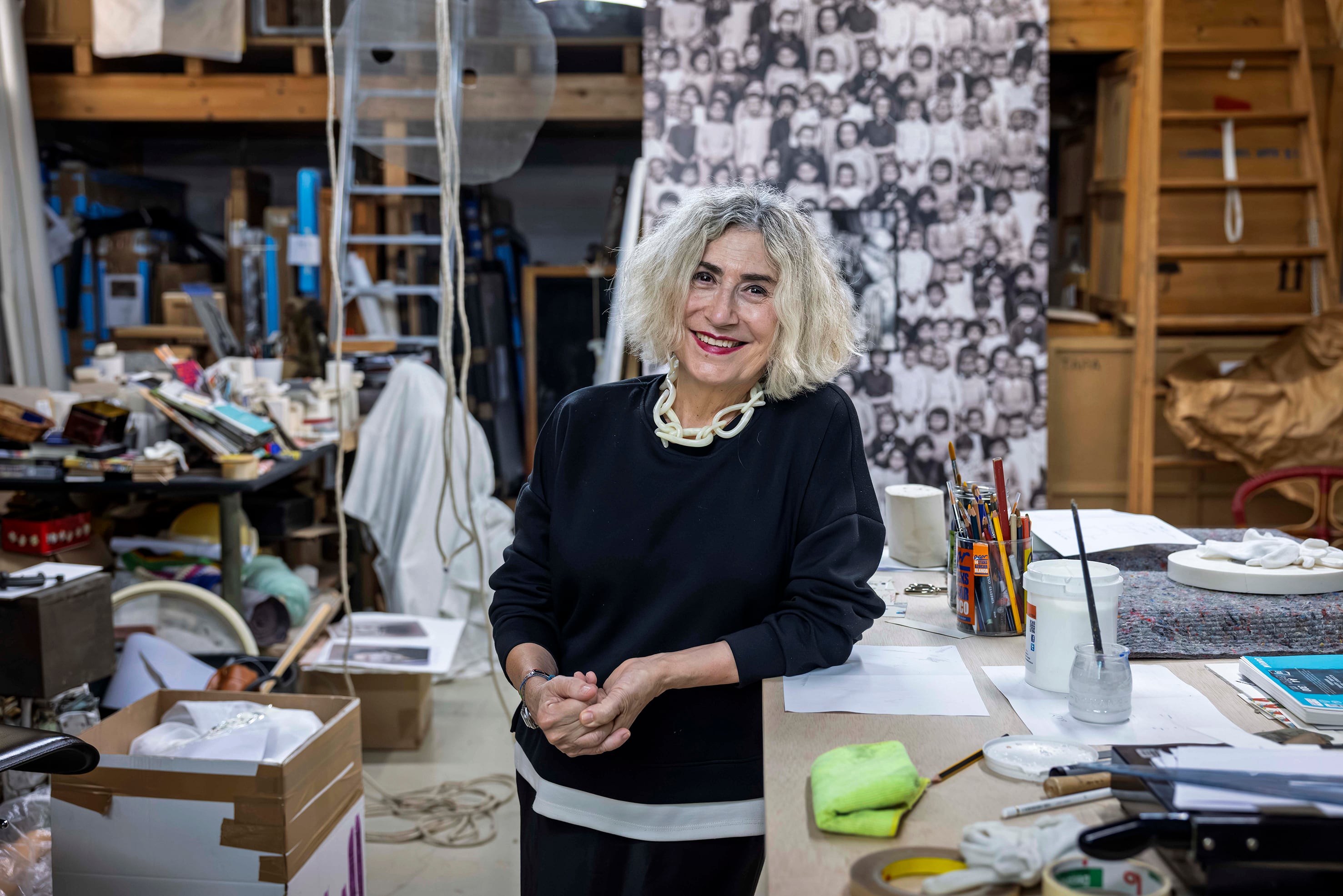 Carmen Calvo, en su taller de Valencia.